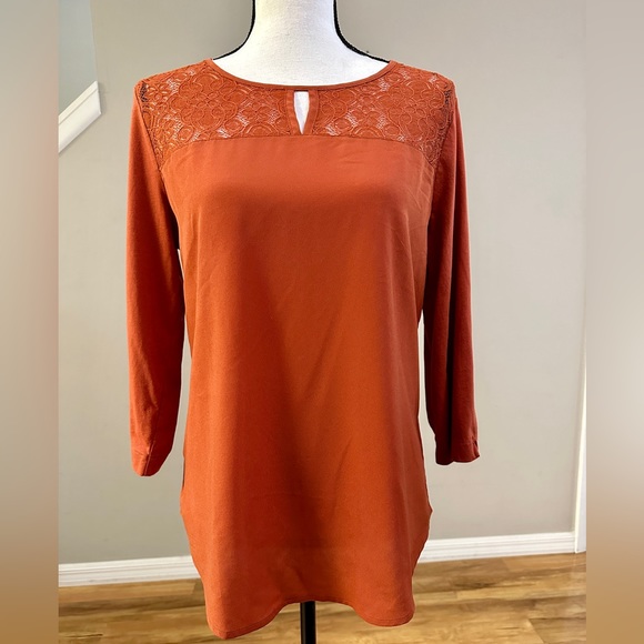 Van Heusen Tops - Van Heusen Lace Tunic Top - Size M